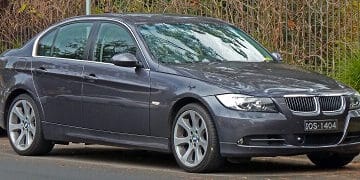 BMW 330i